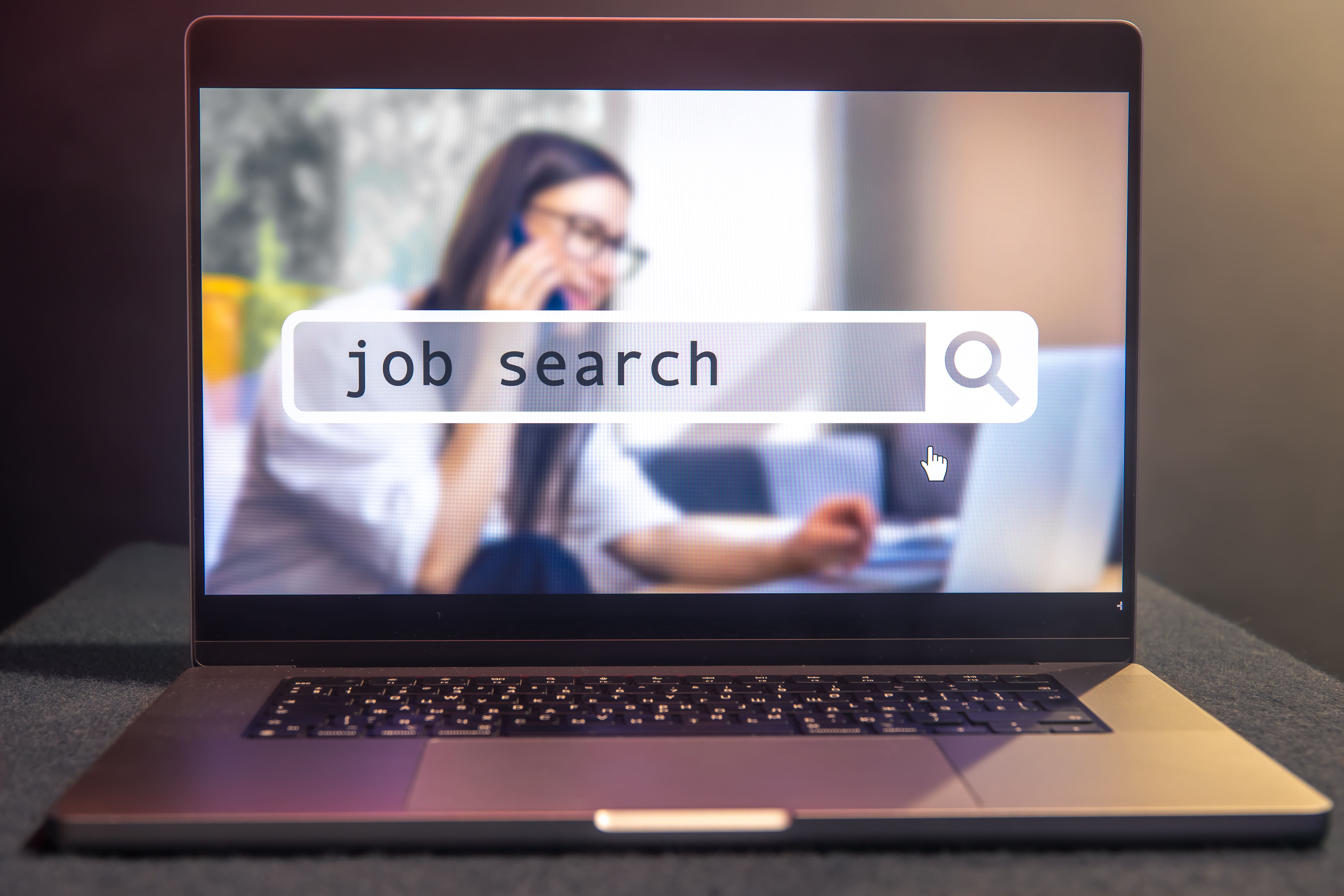 Job Search Strategies: How to Stand Out and Secure the Perfect Job