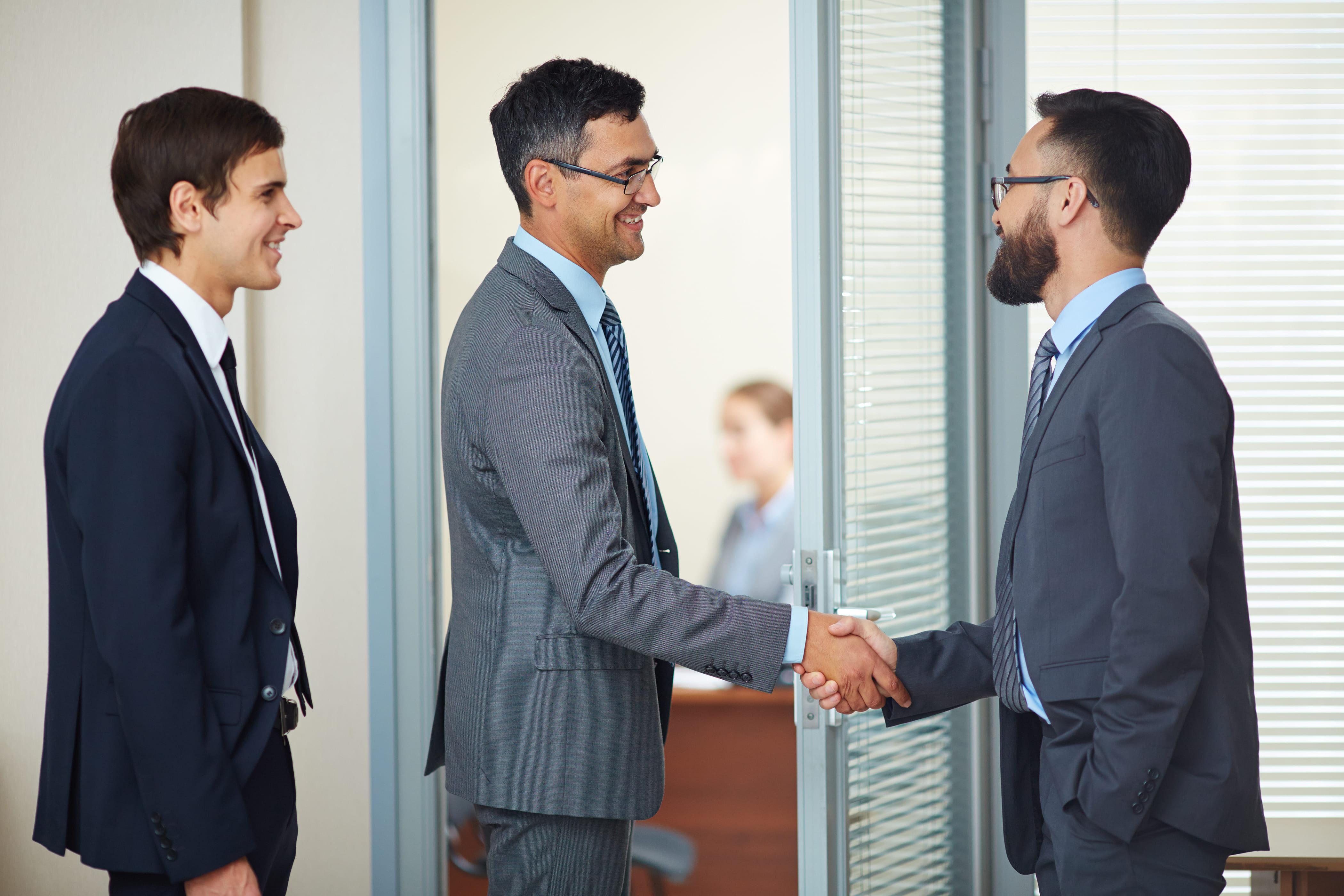 Mastering the Negotiation Game: Tips for Securing the Best Compensation in Job Offers